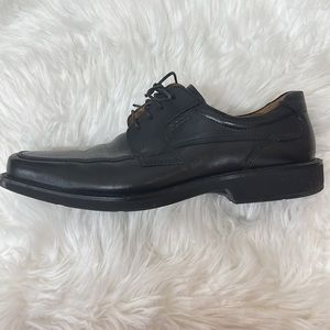 ECCO Genuine Leather Dress Shoe